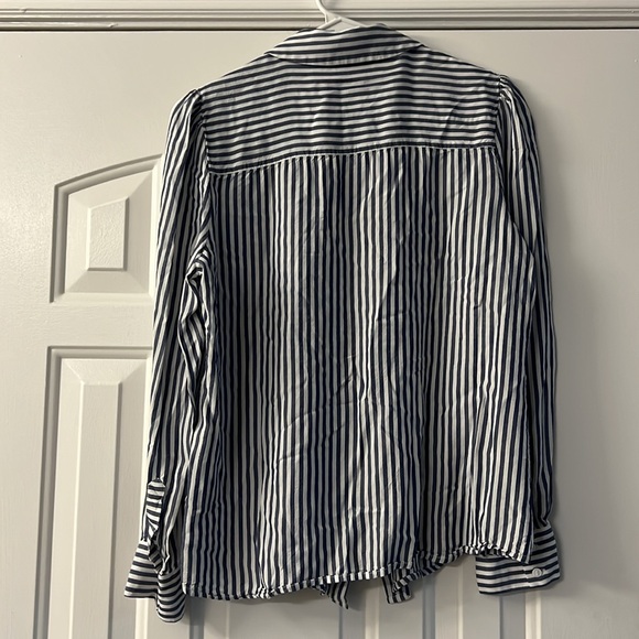 Blouse - Picture 2 of 3